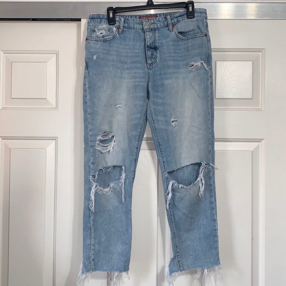 LUCKY BRAND Sienna Slim Boyfriend Cut Distressed Cropped Jeans
